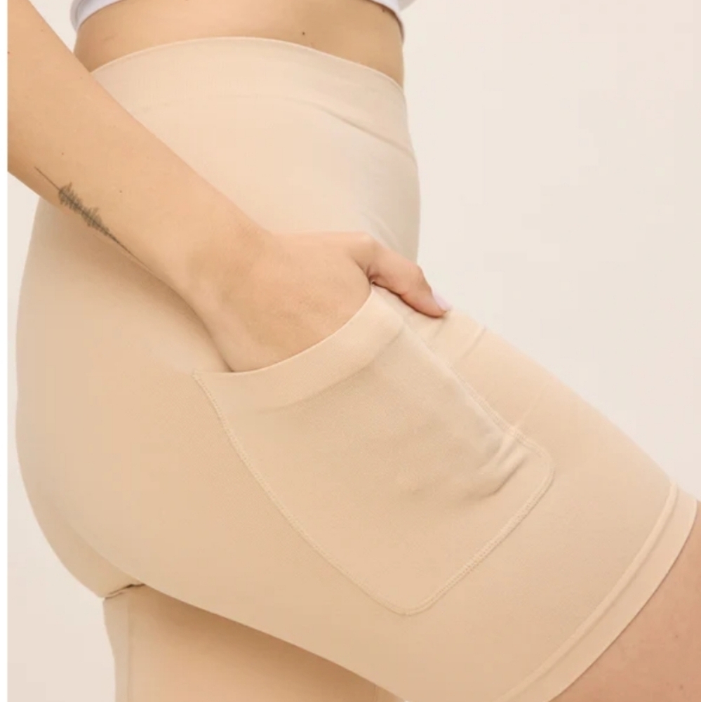 The Thigh Society Cargo Shorts Base Layer XL/2XL